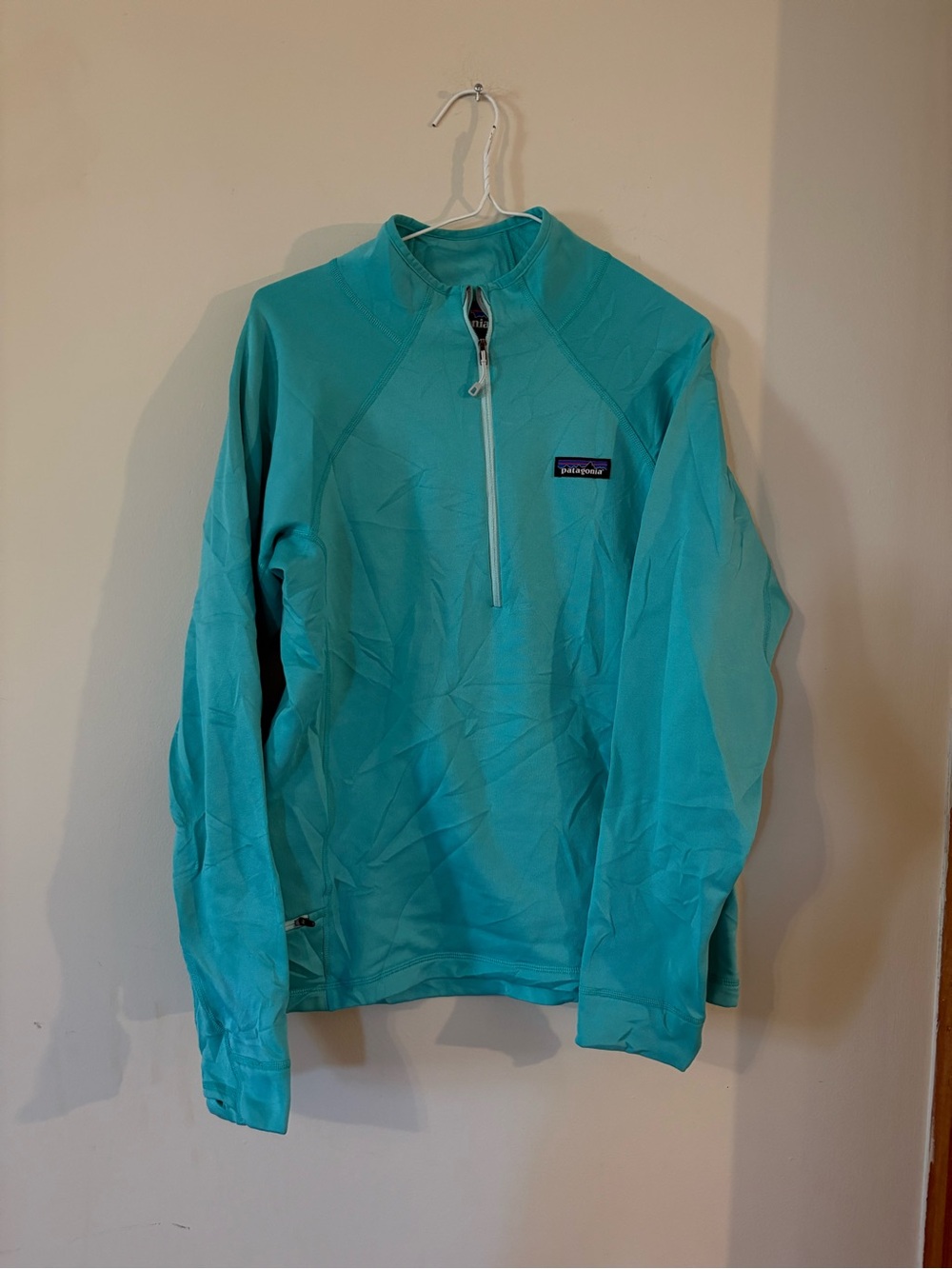 Patagonia woman’s zip pull over long sleeve sweater Medium